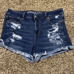 American Eagle dark wash distressed jean shorts new condition size 14